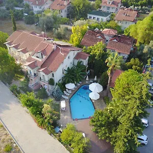 Selya Гёчек